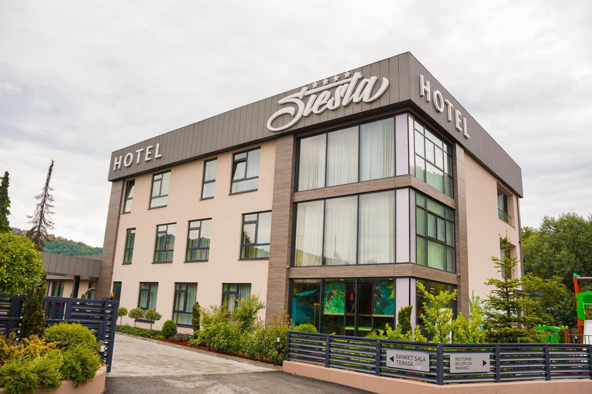 Hotel Siesta Užice Exteriör bild
