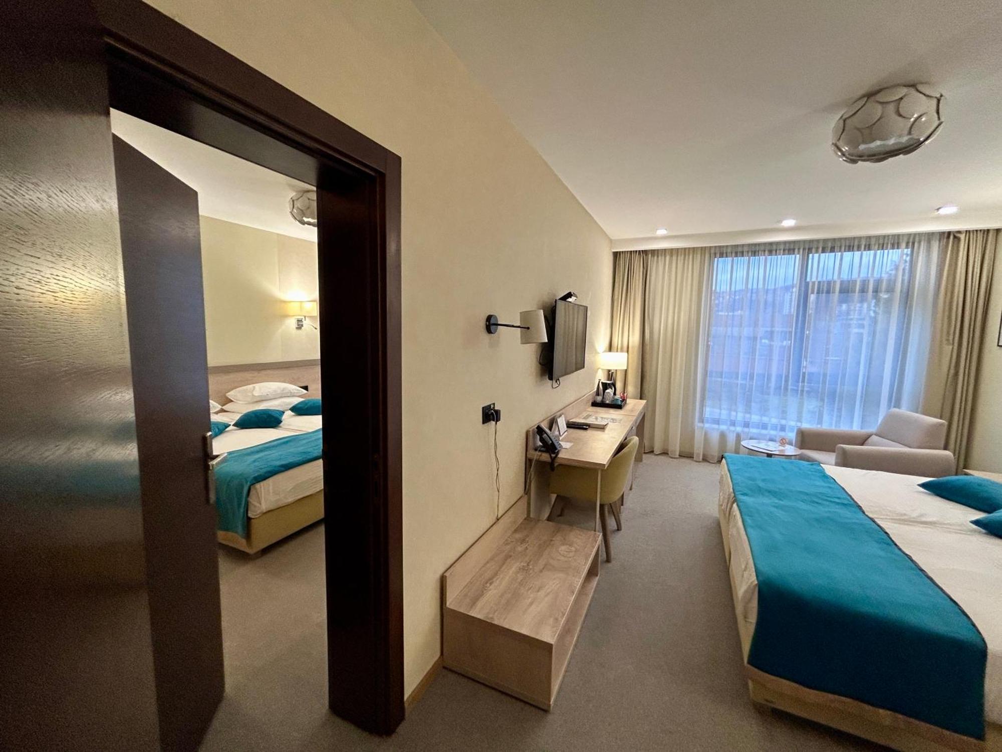 Hotel Siesta Užice Exteriör bild